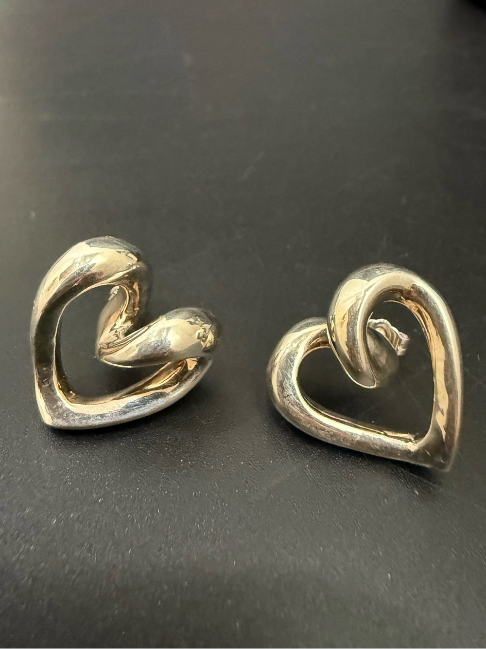 925 Sterling Silver Abstract Heart Modernist  Heart Post Earrings 6g.